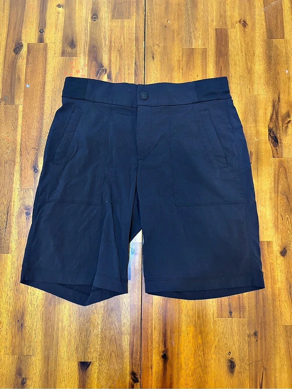 Athleta Farallon Short Men's Flat Front Shorts Blue Size 4